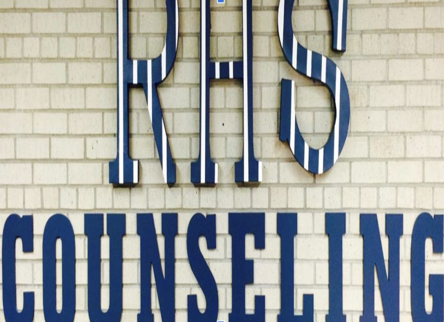 The+Rosemount+Counseling+Department+Offers+Help+for+Struggling+Students